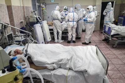 В России 5482 человека заболели коронавирусом за сутки