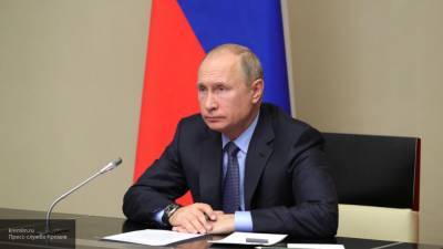 Путин поручил правительству проработать не вошедшие в Конституцию РФ поправки