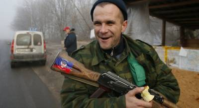 В России угрожают поставкам оружия на Донбасс в ответ на выделение США денег для Украины