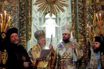 ГБР закрыло "религиозное дело" Порошенко и назвало причины