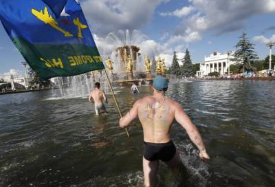 На День ВДВ в центре Петербурга отключат фонтаны