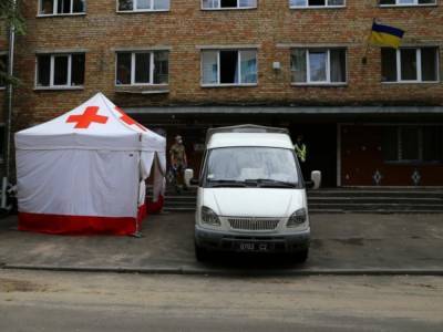 В Киеве закрыли на карантин общежитие КПИ после вспышки коронавируса