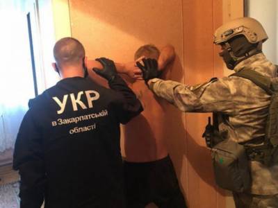 Полиция Кривого Рога задержала грабителей, «обчистивших» ювелирный магазин на Закарпатье