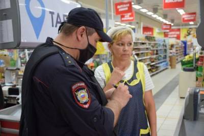 Отсутствие масок может обойтись московским магазинам в 300 млн рублей