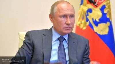 Путин принял закон о трехдневном голосовании