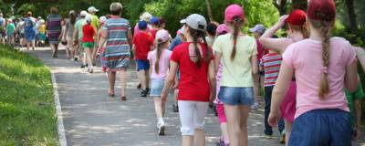 Власти Кемеровской области приостанавливают работу детских лагерей