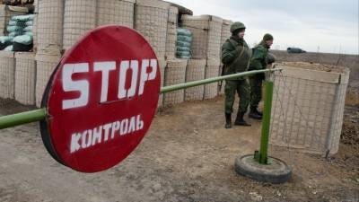 В Кремле заявили, что Россия не намерена отказываться от переговоров по Донбассу