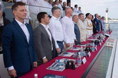 Губернатор ЯНАО сообщил, что подхватил ковид после посещения им Дня ВМФ в Севастополе