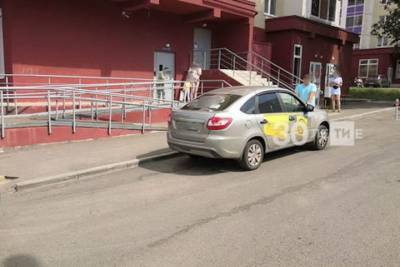 В Татарстане таксист сбил двухлетнего ребенка