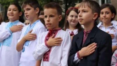 Не обязываем, а рекомендуем, - Киевсовет об исполнении гимна в школах