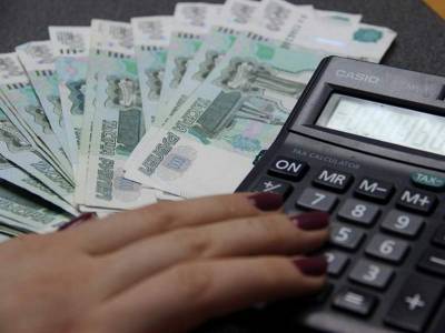 Банки хотят списывать деньги со “спящих” счетов россиян без спроса