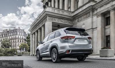 Продажи нового Toyota Highlander стартовали в России