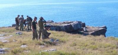 Украинские пограничники провели учения на острове Змеиный (ФОТО)