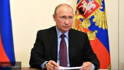 Путин подписал закон, приравнивающий вейпы и кальяны к сигаретам