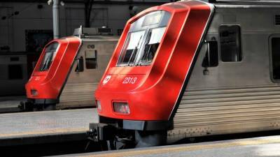 Двое погибли при крушении высокоскоростного поезда в Португалии