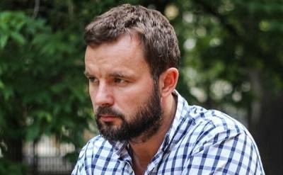 СМИ: политтехнолог Шкляров арестован в Белоруссии на два месяца