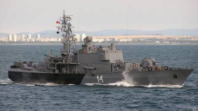 Российские пограничники остановили корвет НАТО в Черном море одним сообщением