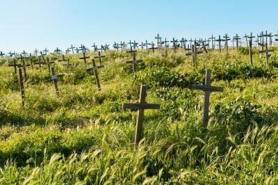 В РФ нашли памятники неизвестно где погибшим солдатам