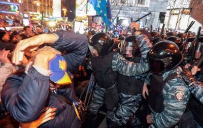 Дело Майдана: три экс-беркутовца предстанут перед судом