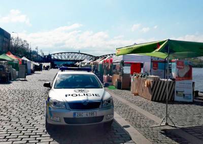 Эхо войны: в центре Праги нашли ручную гранату