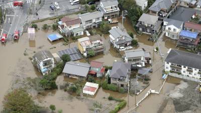 В двух префектурах Японии объявили эвакуацию из-за ливней