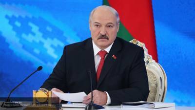 Лукашенко предложил Сбербанку заняться финансированием проектов в Белоруссии