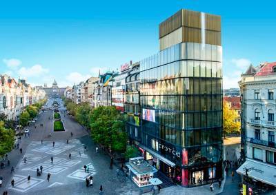 Foot Locker откроет в центре Праги пятиэтажный магазин