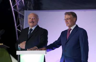 День Независимости: Лукашенко поздравил белорусов с праздником и встретился с главой Сбербанка России Грефом