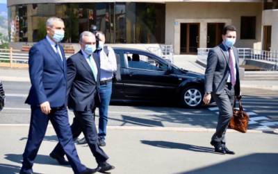 Глава МИД Армении провел переговоры с руководством Карабаха