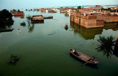 На северо-востоке Индии из-за наводнения погибли около 60 человек