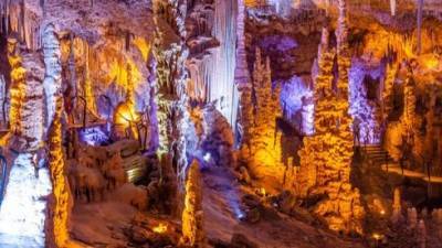 В Израиле открылась для посещений сталактитовая пещера в честь выходца из России