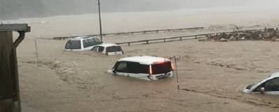 Из-за ливневых дождей в Японии погибли не менее 15 человек