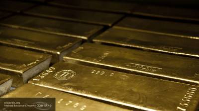 Британия и Китай пытаются избежать "золотого ралли", сбив цену на драгметалл