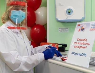Переливание плазмы помогло 60 петербуржцам выздороветь от коронавируса