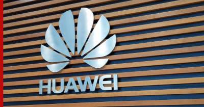 Huawei запатентовала уникальный смартфон со сменной оптикой
