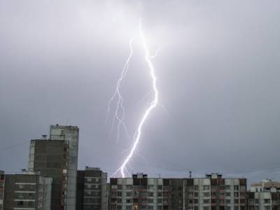 4 июля в Киеве и Киевской области объявлено штормовое предупреждение
