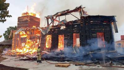 Пожар в деревянном храме XIX века под Томском потушили