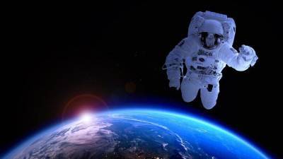 Выход первого туриста в открытый космос запланирован на 2023 год