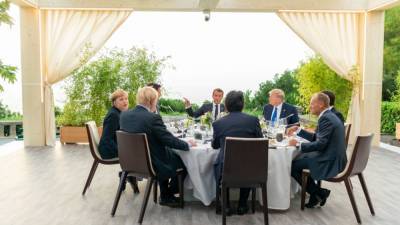 МИД РФ назвал ущербной идею проводить саммит G7 без Китая