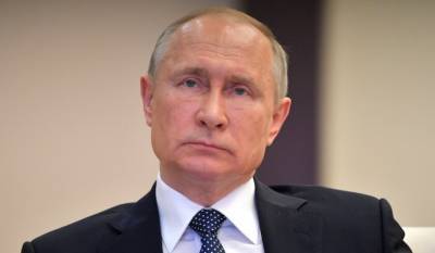 Песков назвал фейком объявление о продаже рубашки Путина
