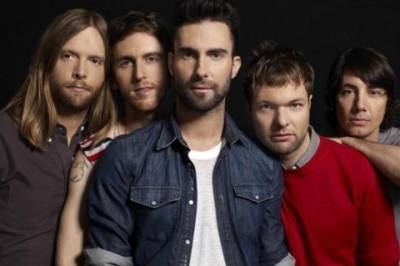 Музыканта из Maroon 5 арестовали из-за избиения своей возлюбленной