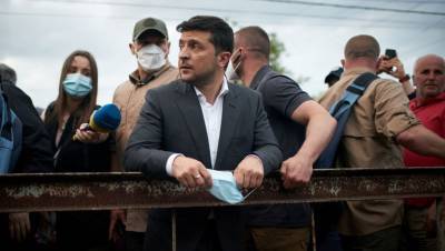 Зеленский: Россия не может требовать от Киева особого статуса для Донбасса