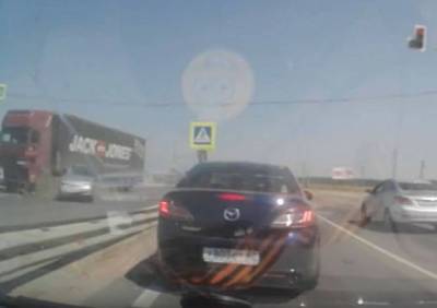 В сети появилось видео момента аварии у Полян