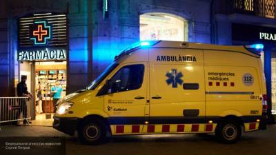 Более 200 тыс. жителей Каталонии поместят на карантин из-за вспышки коронавируса