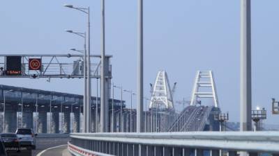Украина планирует жаловаться на РФ за "несогласованное" строительство Крымского моста