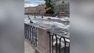В Петербурге официально стартовал гидросезон