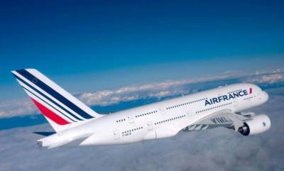 Авиакомпания Air France планирует сократить 7,5 тысяч сотрудников из-за пандемии коронавируса