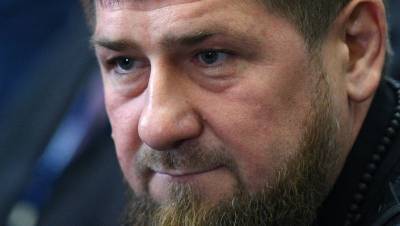 Кадыров присутствовал на похоронах Абдулмапана Нурмагомедова