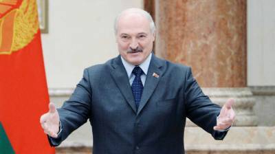 Лукашенко считает, что украинцы завидуют белорусам из-за безопасности в стране