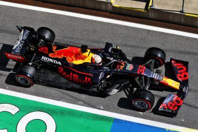 В Red Bull рассчитывают навязать борьбу Mercedes